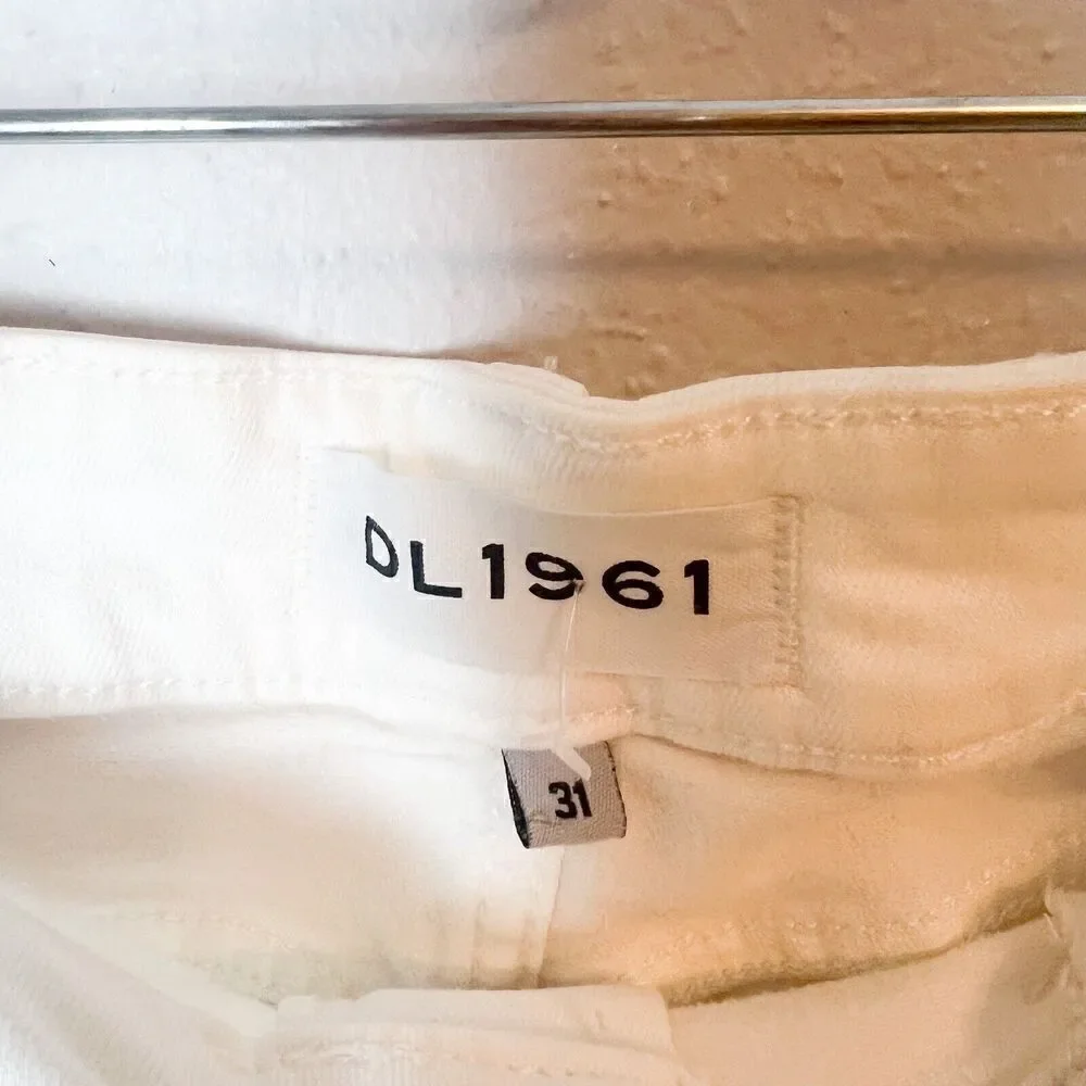 NWOT DL1961 Bridget Boot High Rise Instasculpt Jeans Milk Color Size 31